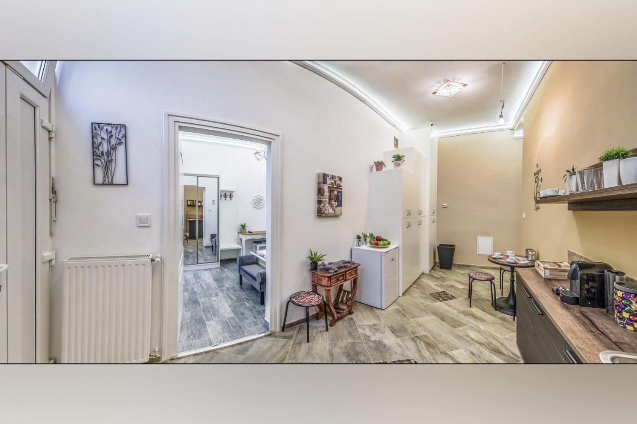 Platanus Guesthouse — Fotók 1